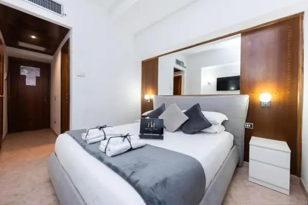 Hotel Max 6
